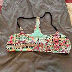 Women’s medium Aztec swim top